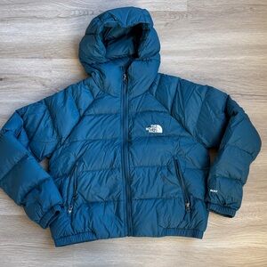 The North Face Teal Hooded Puffer Jacket cropped 600 fill
